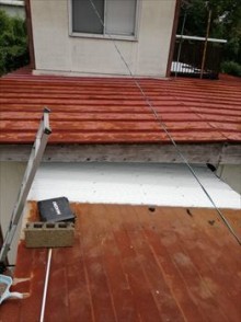 トタン屋根雨漏り 重ね張り工事