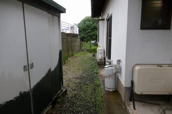 足場を仮設するためのスペース