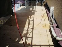 屋根下地 構造用合板張りの様子