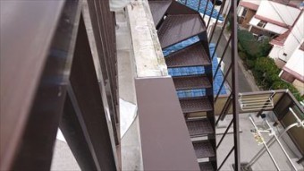 笠木 コーキング