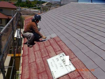 屋根下塗り