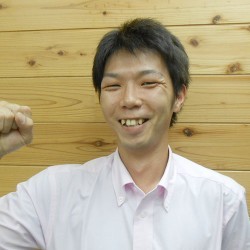 安達周平