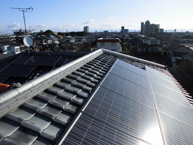 西区現調屋根葺き替え太陽光