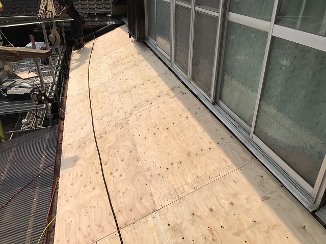 大津町コンパネ施工写真