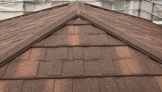 熊本市東区でＴルーフで屋根カバー工事｜石粒付き鋼板屋根材 Tルーフの特徴って？