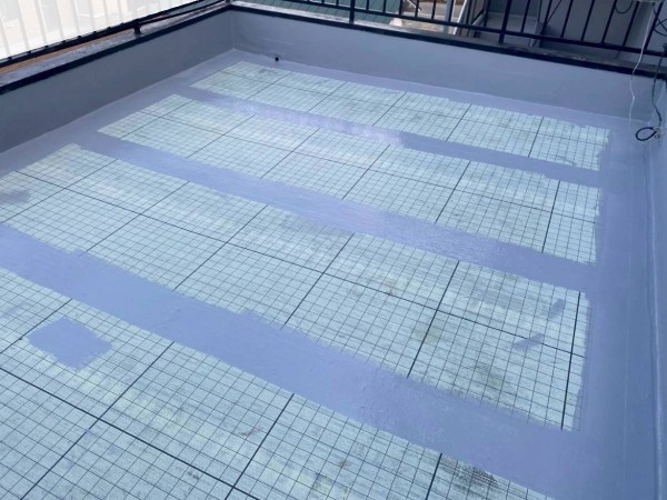 屋上全体の目止めが完了