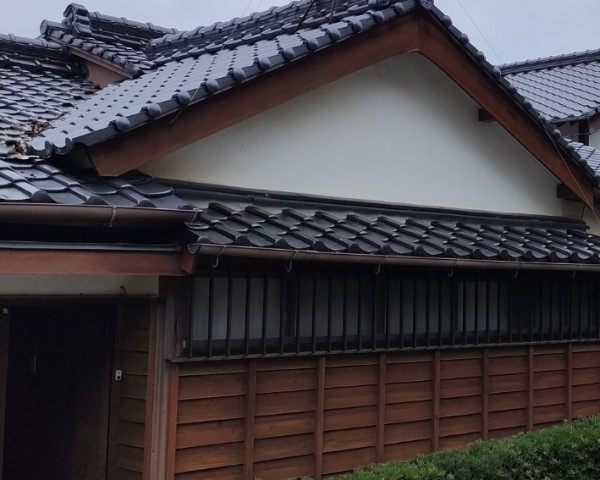 長年の雨漏りのご相談をいただいた住宅