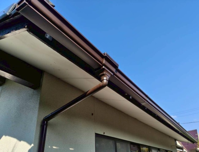 雨樋の部分交換が完了